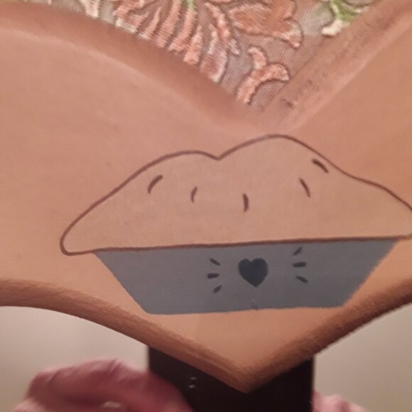 Hand Crafted Pine Heart Shaped Mirror - Farmhouse/Country Style - Picture 3 of 9